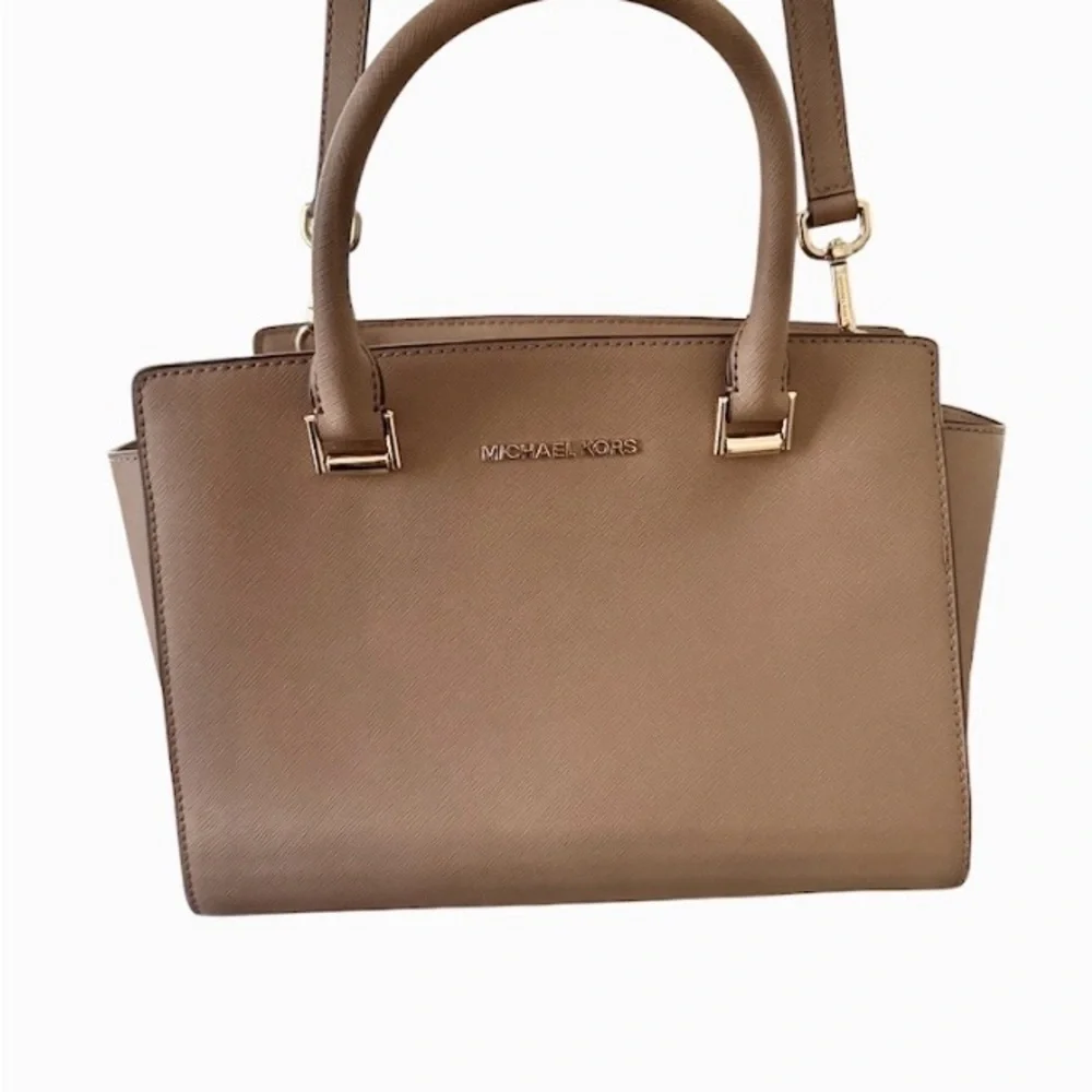 Michael Kors chic brown